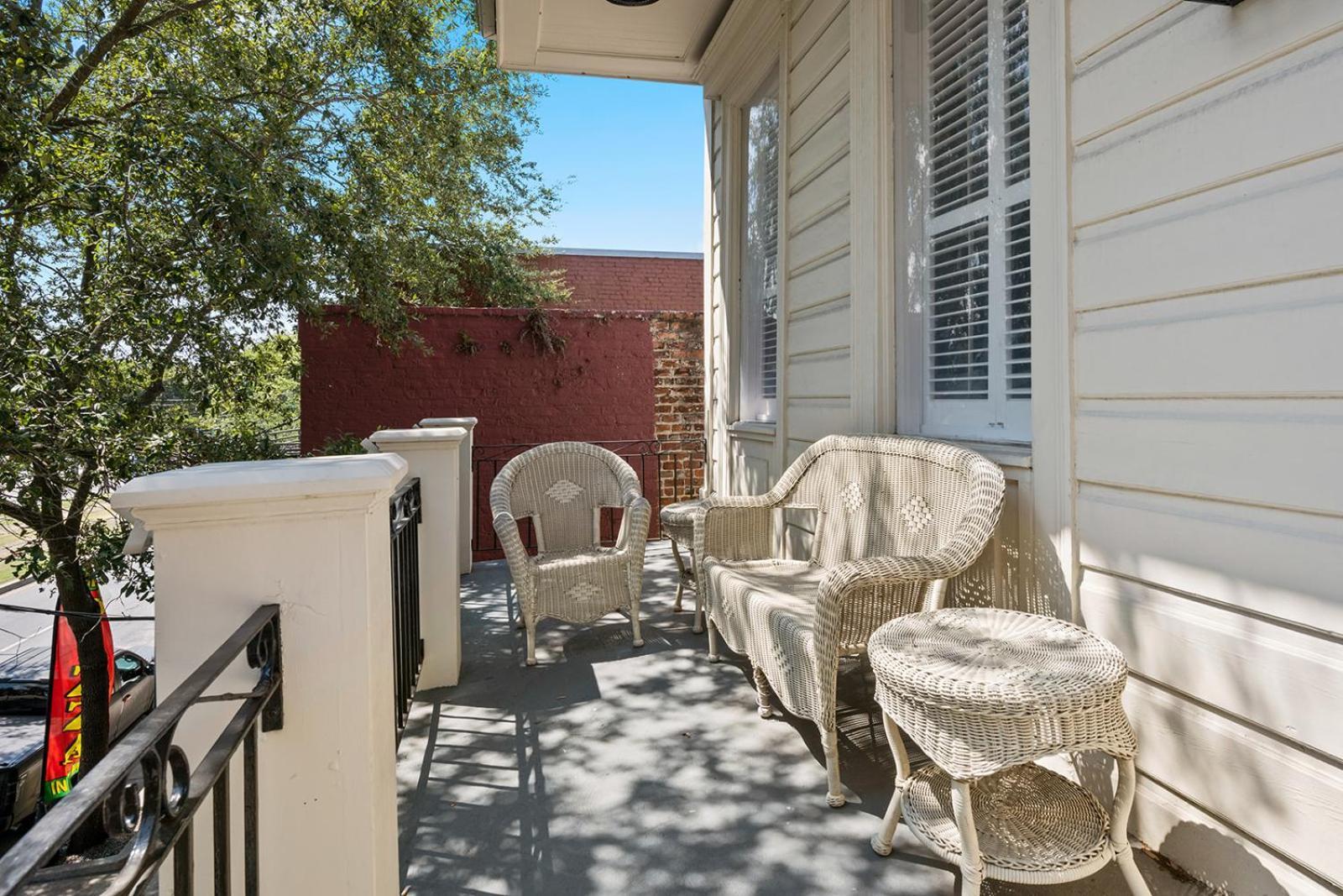 Historic Streetcar Inn New Orleans Exterior photo